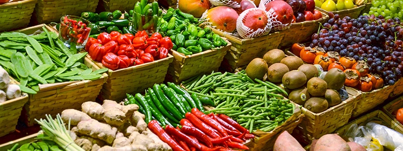 Flysoft POS machine and scanning machine are showcased in front of grocery in a supermarket.